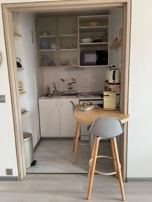 Petit Studio Zen Avec Parking Gratuit Reserve Houlgate Luaran gambar